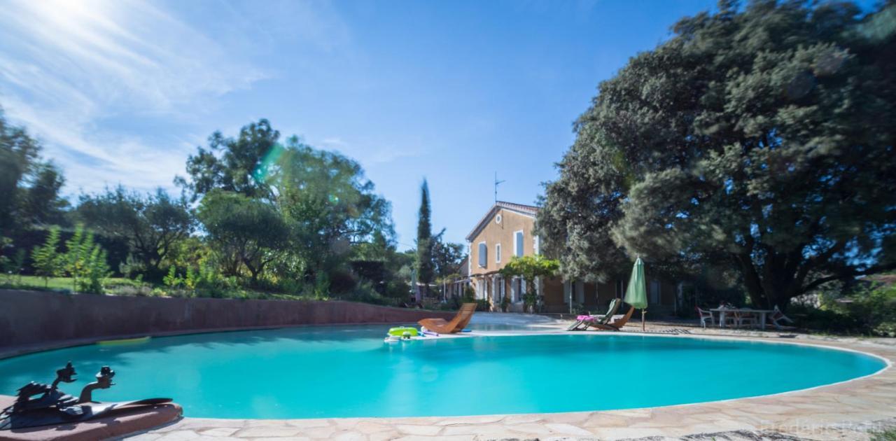 Sabran Le Fer En Ceze B&B 외부 사진